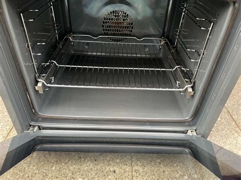 Neff integrated double oven - We Probably Have It