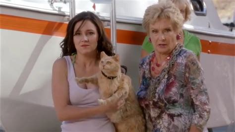 Naked Shannon Woodward In Raising Hope