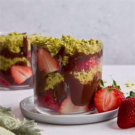 Dubai Chocolate Strawberries Recipe Viral Version