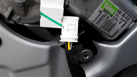 Установка реле регулятора паузы задних дворников… — LADA Ларгус, 1,6 л ...