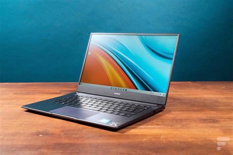 the high-performance ultraportable under Ryzen 5 is less than 500 euros ...