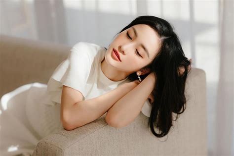 Jun V Tung Nh Bikini N Ng B Ng