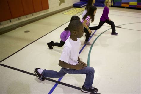 Lunges - Health Powered Kids