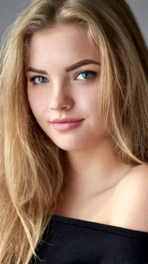 Pin di Pek. Khong su Face Angle | Donne di bellezza, Donne bellissime ...