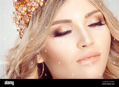 Blonde Beauty Cropped Closeup Woman Wearing Crown Full Bride Bright Makeup Smokey Eyes Closed