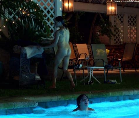 Brigette Davidovici Nude For A Seductive Swim On Californication