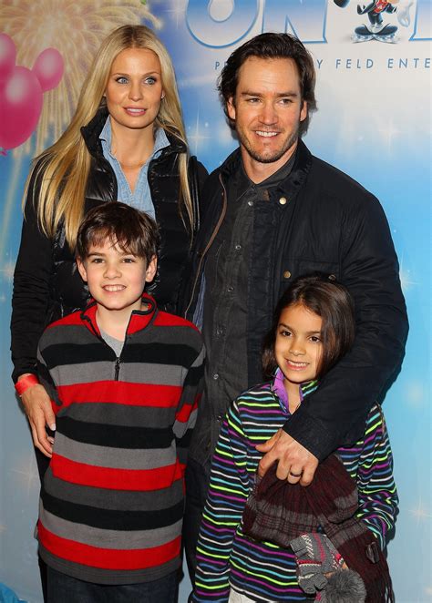 Did Mark-Paul Gosselaar's Parents Influence His Career? Experts Weigh In. Image 9