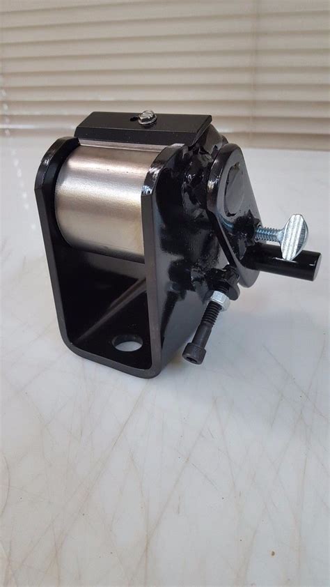 Сплиттер | Leather tooling, Leather projects, Rawhide leather