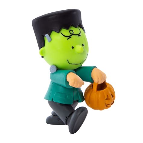 Peanuts® Halloween Figure at Hamilton Place in Chattanooga, TN