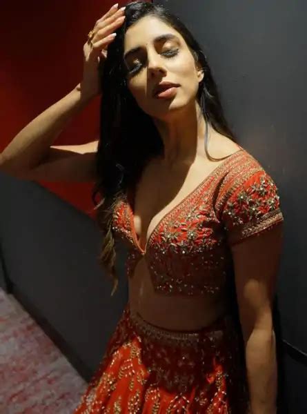 Jasmin Bajwa Latest Hot Pics And Photos