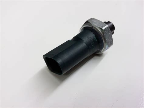 2012 Volkswagen Engine Oil Pressure Switch. 2 Pin. 2.0-2.5 BAR. Color ...