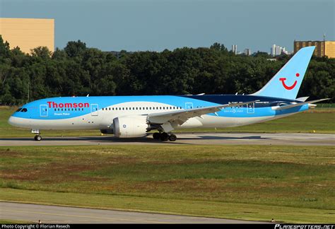 G Tuic Thomson Airways Boeing Dreamliner Photo By Florian Resech