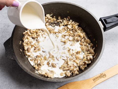 Гречка в сливочном соусе - пошаговый рецепт с фото на Повар.ру