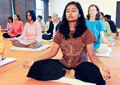 Isha Yoga Center Guided Meditation Isha Yoga Meditation