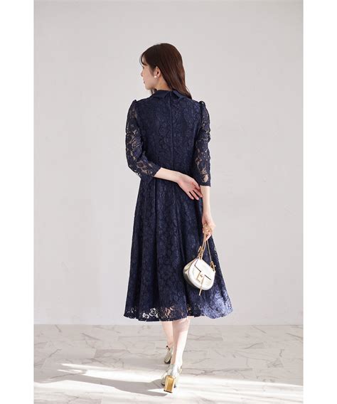 【楽天市場】パール釦パネルライン襟付きレースワンピース【thymara ティマーラ】tocco Closetトッコクローゼットオフホワイト
