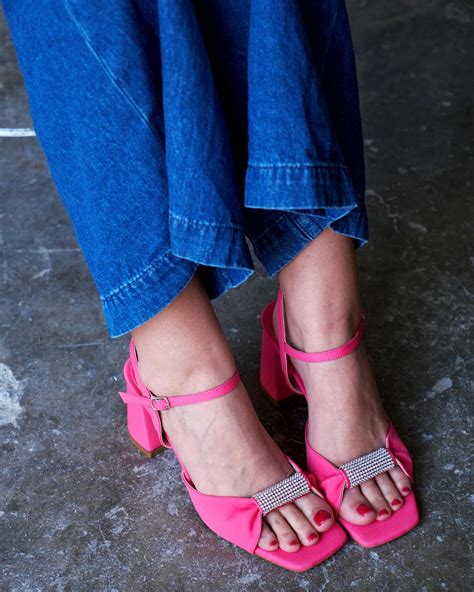 ANTE NUDE ŞEFFAF TERLİK