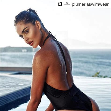 7 Hot Sexy Nathalia Pinheiro Kaur Bikini Pics