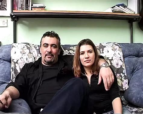 Italienische Ehefrau Liebt Es Ihren Ehemann Im Amateur Porno Zu Befriedigen XHamster