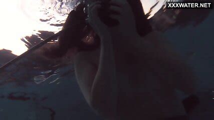 French Girl Emi Serene Swimming Nude