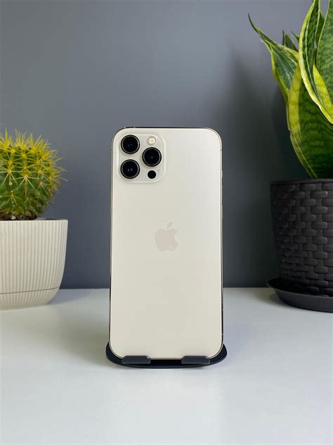Купить б/у Apple iPhone 12 Pro 256GB золотистый арт. 79042 - магазин ...