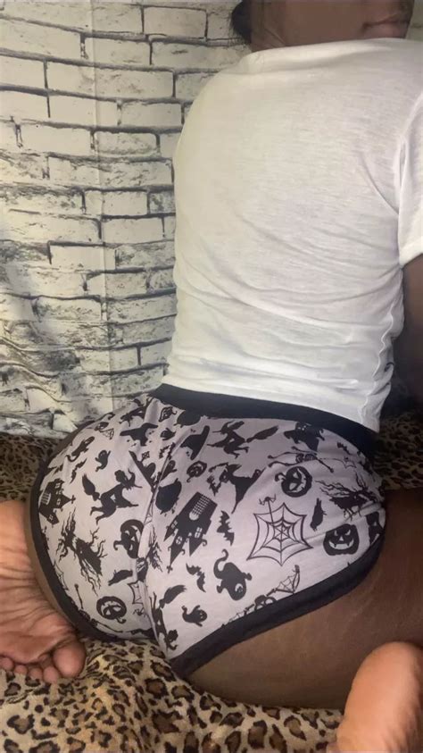 Would You Feel On My Ass If I Asked Nudes AmazingCurves NUDE PICS ORG