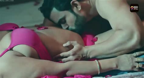 Newl Merrid Big Boobs Bhabhi Sex With Ex Bf In Badroom