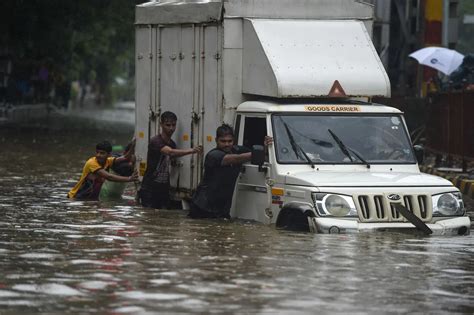 India Strade Allagate Per Le Piogge Monsoniche Gallery