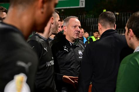 F Rther Amateur Trauma Schwer Worte Zu Finden Liga Online De