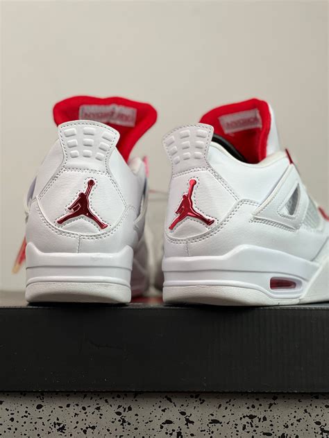 Air Jordan 4 Metallic Red Workshop