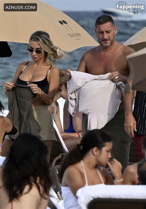 Noemi Bocchi Sexy Seen With Francesco Totti Flaunting Her Hot Cleavage And Legs At Miami Beach