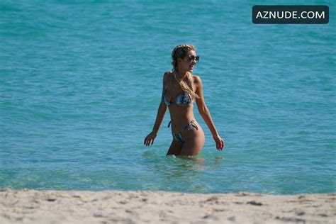 Chealse Sophia Howell Seen In A Thong Bikini At The Beach In Miami Beach Ahead Of Super Bowl Liv