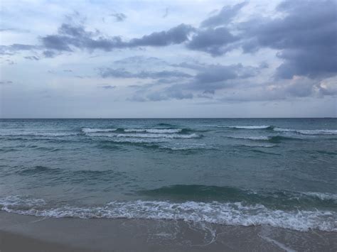 Licensed Therapist Offering Relationship Individual And Sex Therapy With A Trauma Informed