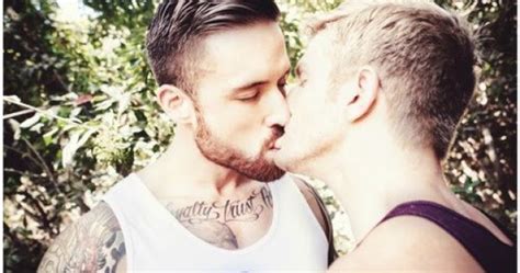 DIARIO DE UN GAY RARO Y DIFERENTE LOS PELIGROS DE UN GAY AL ENAMORARSE DE UN HETEROSEXUAL