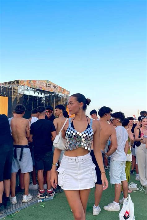 19 Smokin Hot Lollapalooza Outfits To Break The Internet