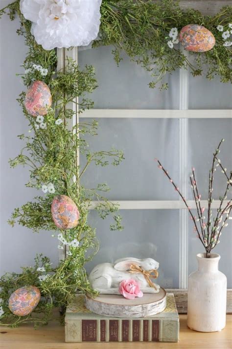 DIY Decoupage Easter Egg Garland