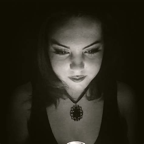 Liz Looking Gorgeous Liz Gillies Photo 36158137 Fanpop