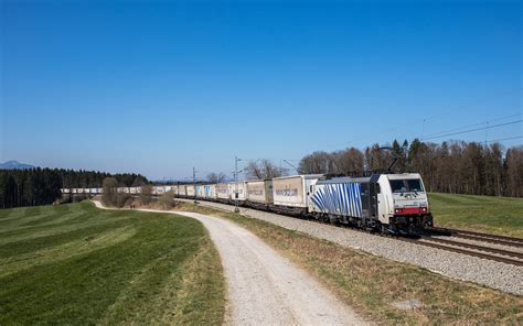 LM 186 440 Hütt 186 440 fuhr mit dem EKOL in Richtung Salz Markus