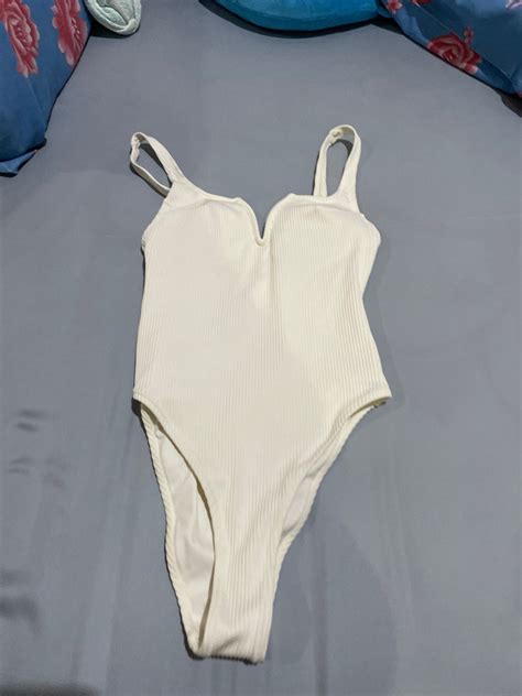 Swimsuit Bikini Baju Renang Pantai Cewek Perempuan Wanita Size Xxs Merk H M Fesyen Wanita