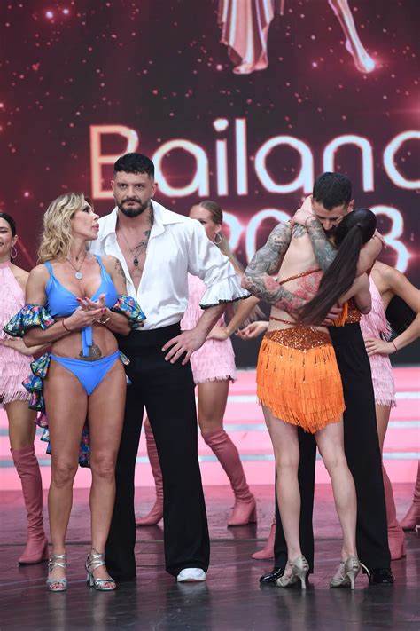 La Semana En Fotos La Boda Del Sol P Rez El Show Picante De Los Red Hot Y La Previa De Los