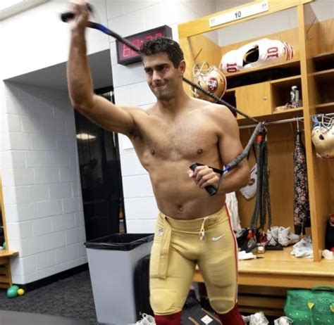 Pin By Pelssy On Sports Aaron Rodgers Shirtless Hot Men Bulge Gorgeous Men