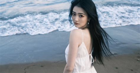 china entertainment news xu lu poses  photo shoot