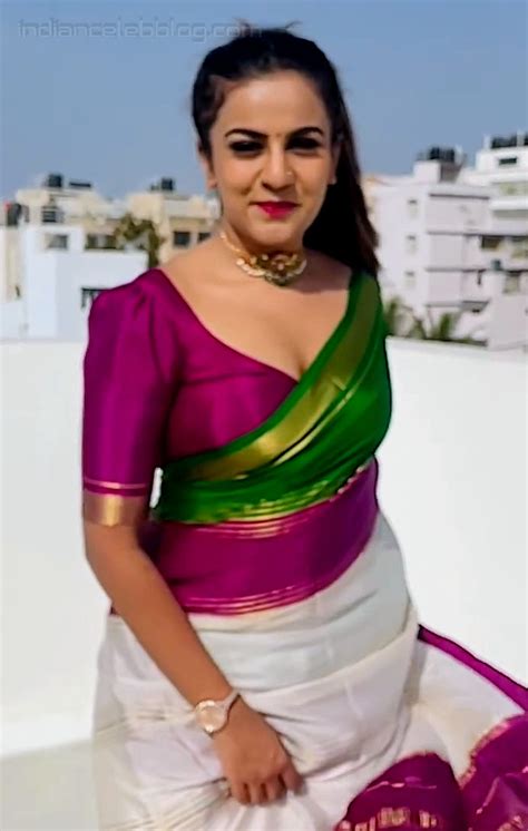 Namratha Gowda Kannada Tv Serial S X Hot Cleavage Saree Indiancelebblog