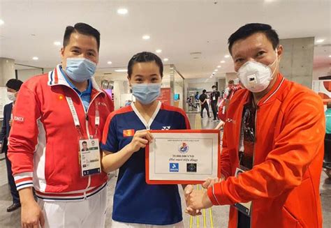 Hot girl cầu lông Nguyễn Thuỳ Linh đại thắng sao Pháp gốc Trung Quốc ở Olympic Tokyo