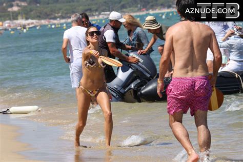 Sylvie Meis Sexy Seen Flaunting Her Hot Figure Wearing A Bikini At The Beach In Saint Tropez