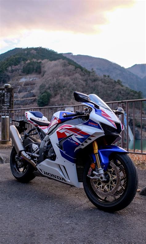 Motovlogger Siro On Twitter RT Siro Moto SUB CBR1000RR R FIREBLADE