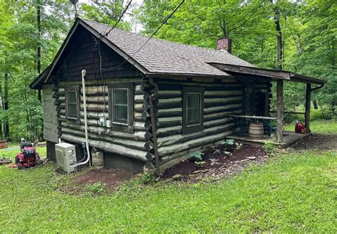 Beautiful 1943 Log Cabin In Nineveh Indiana Log Cabins And Old Houses