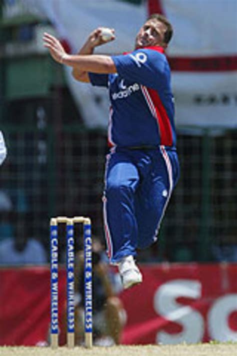 Darren Gough bounds in to bowl | ESPNcricinfo.com