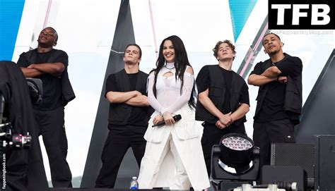 Mabel Nude OnlyFans Leaks Fappening FappeningBook