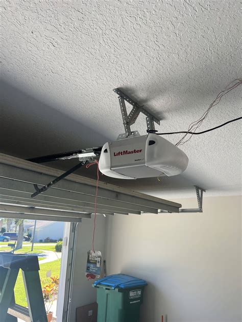 Emergency Garage Door Repair In And Around Panama City Beach