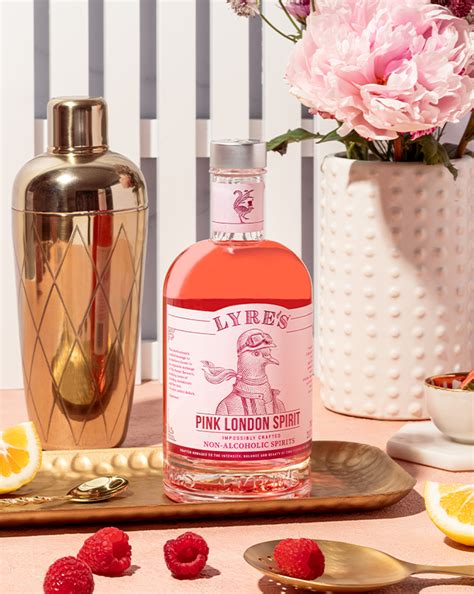 Lyres Pink London Spirit The Spirit With 0 Alcohol And 100 Pleasure